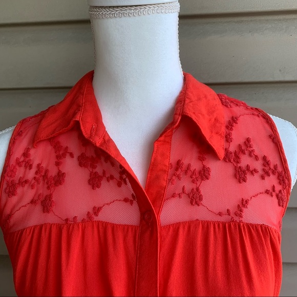 •The Arte by Zenana•Lace Yoke Sleeveless Blouse-Lg - Picture 3 of 6